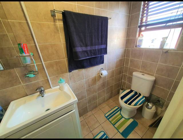 1 BEDROOM APARTMENT TO LET IN GOODWOOD PARK